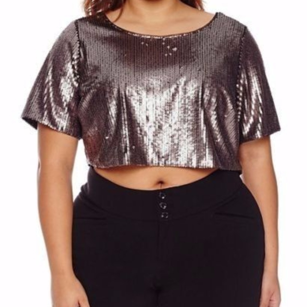Ashley Nell Tipton for Boutique Scuba Crop top